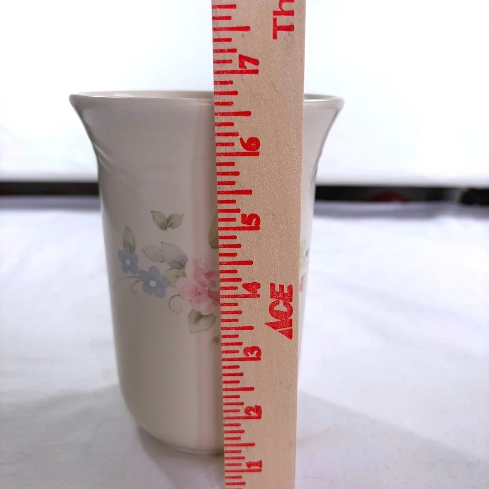 Pfaltzgraff Tea Rose Vase Vintage Ceramic Crock Stoneware Cream Pink USA Made